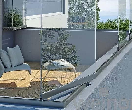 Безрамное остекление системой W-26 Weinor